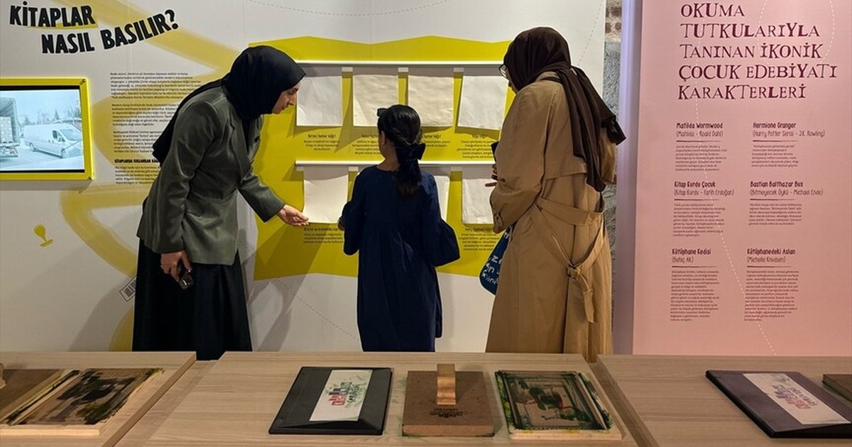 Rami Çocuk ve Sanat Bienali'nde Kitabın Serüveni Sergisi