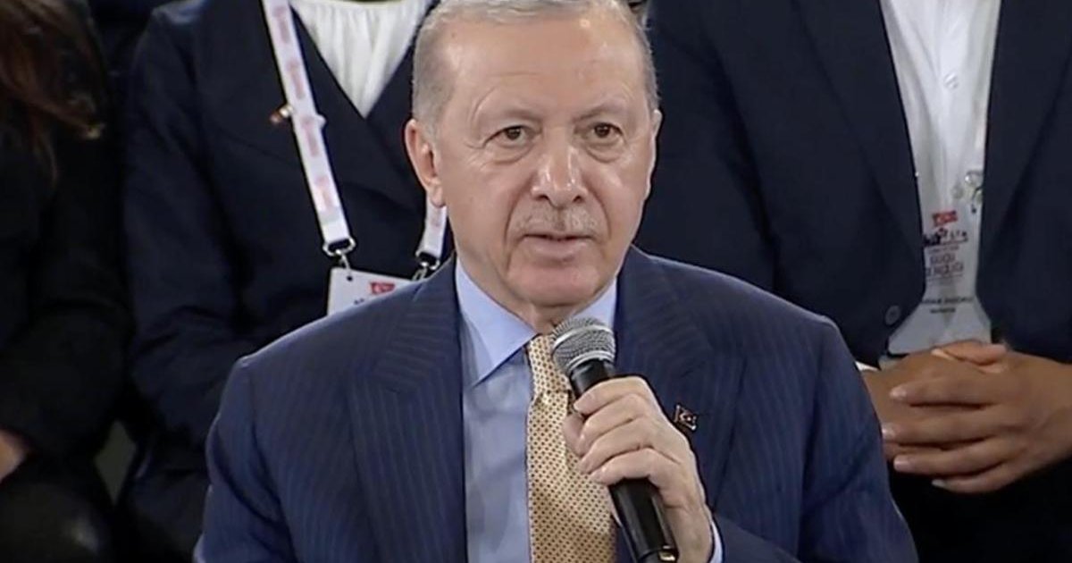 Cumhurbaşkanı Erdoğan'dan gençlere mesaj: Parlak gelecek diliyorum