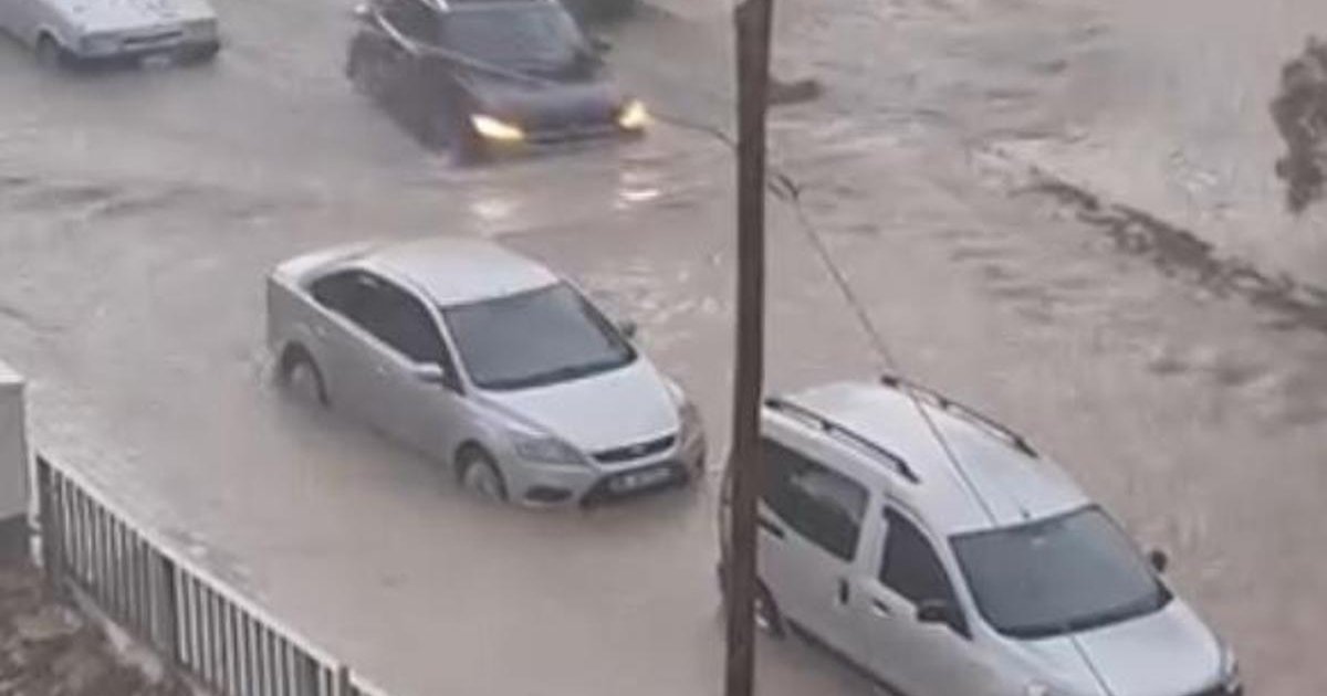 Hatay ve Osmaniye'de şiddetli sağanak yağış