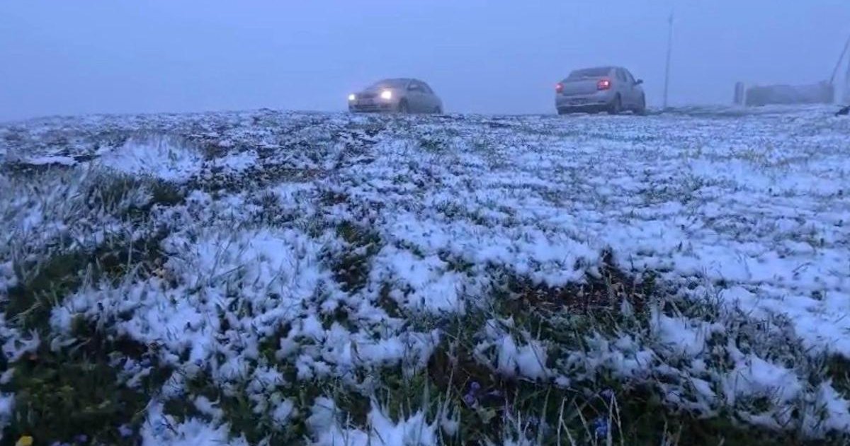 Tokat'ta Mayıs ayında kar yağdı