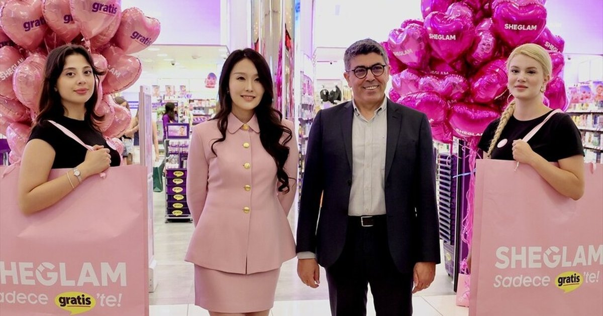 Gratis, Sheglam'ı Türkiye'ye Getirdi