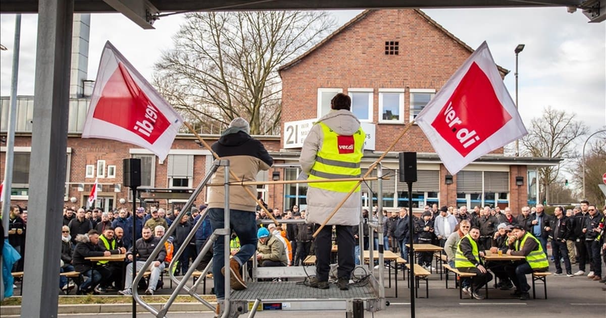 Almanya'da toplu taşıma grevi