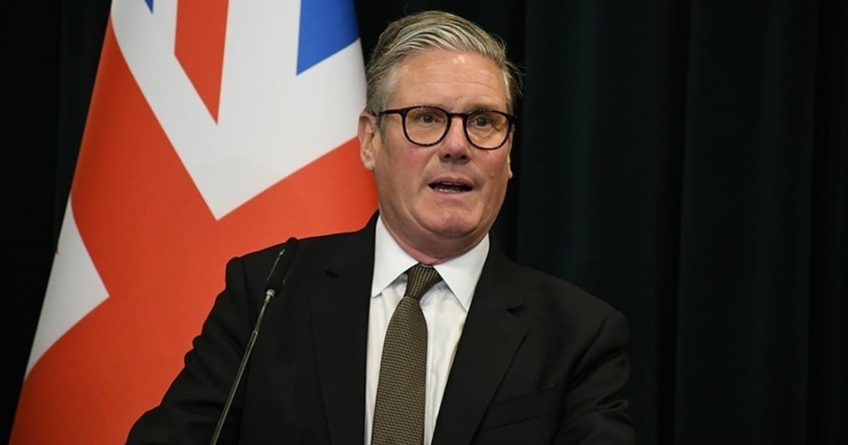 Starmer: ABD İran'ı vurmak için Kıbrıs'taki İngiliz üssünü kullanmadı