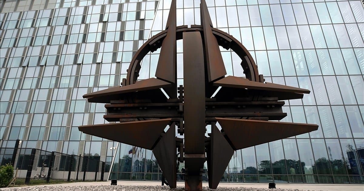 NATO müttefikleri savunma harcamalarını artırdı