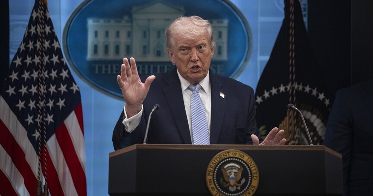 Trump'tan İran'a saldırı tehdidi