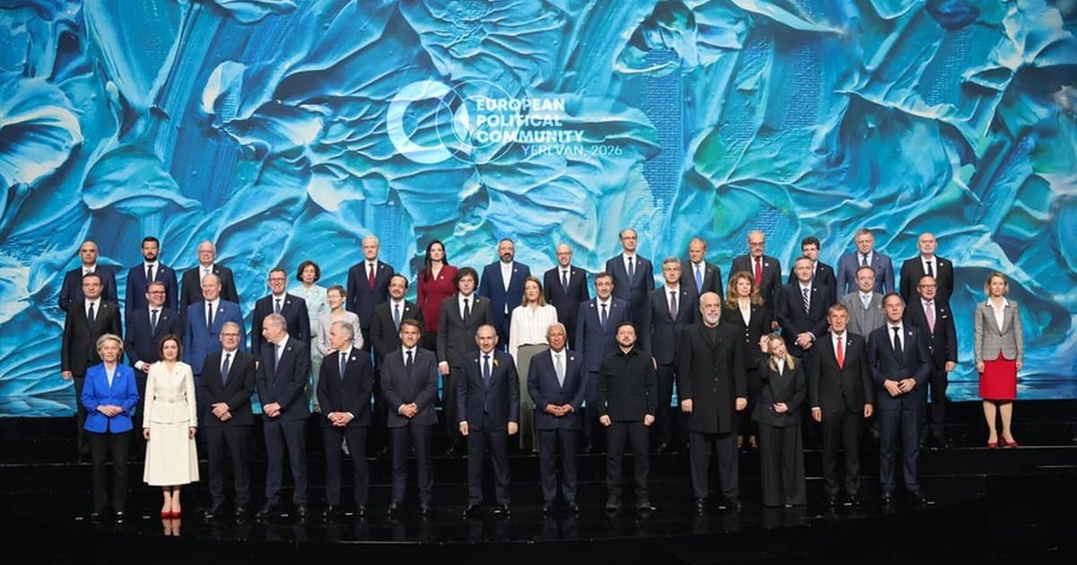 Azerbaycan-Ermenistan barış süreci AST Zirvesi'nde desteklendi