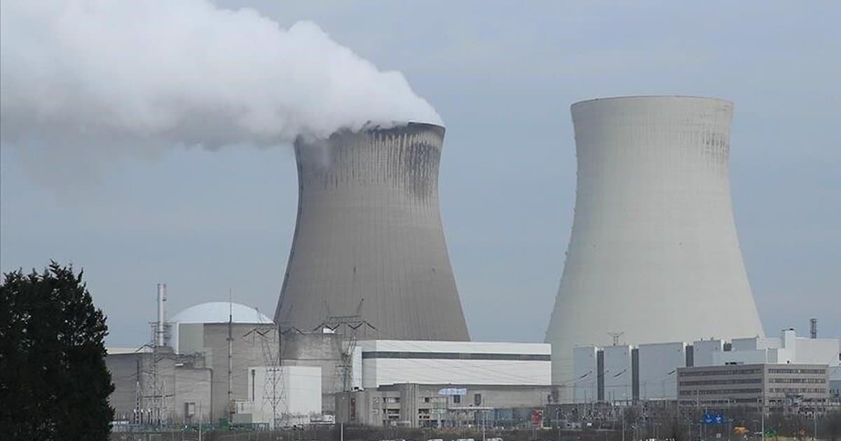 Japonya'da nükleer reaktör buhar kaçağı nedeniyle durduruldu