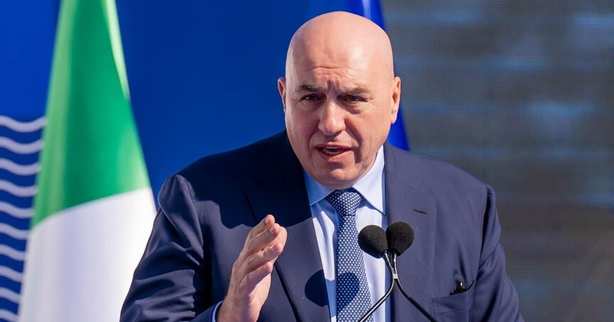 İtalya, Hürmüz'de olası misyon için mayın gemilerini konuşlandırmaya hazırlanıyor