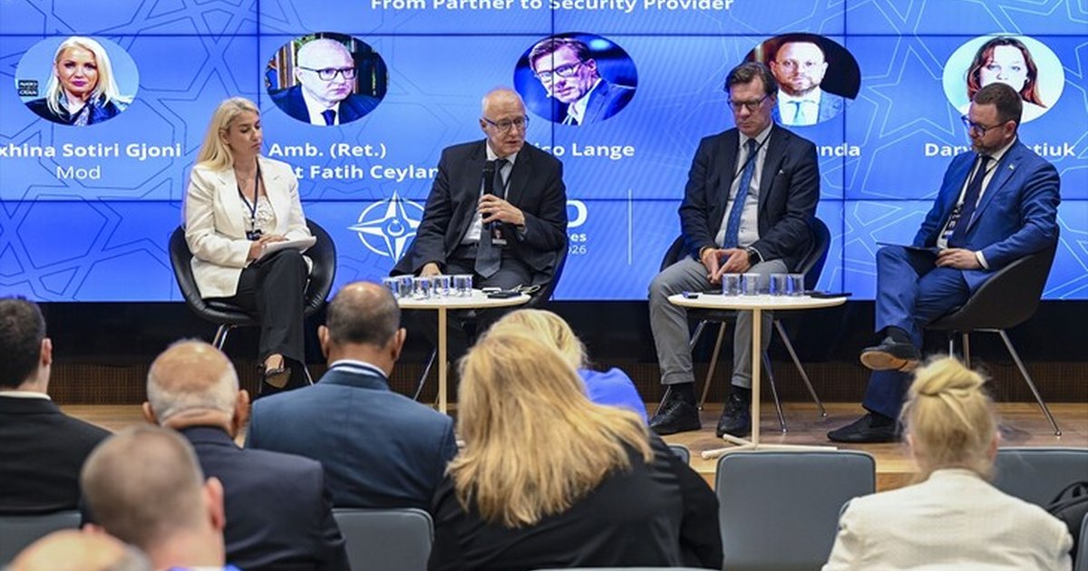 NATO Zirvesi'nde Ukrayna'nın Avrupa güvenliğine entegrasyonu konuşuldu