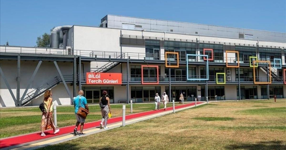Bilgi Üniversitesi öğrencilerinin geleceği belirsiz