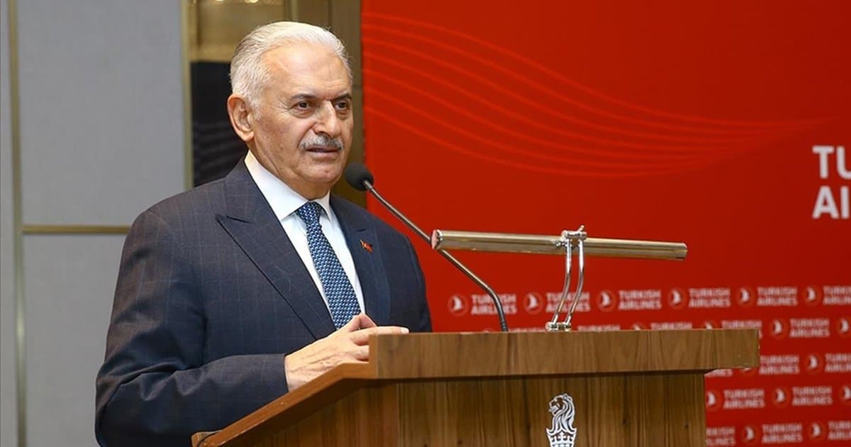 Binali Yıldırım'dan Azerbaycan-Türkiye kardeşliği açıklaması