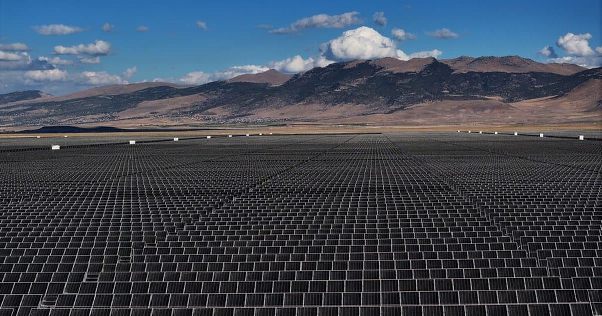 Güneş Enerjisi Elektrik Talebini Karşılıyor