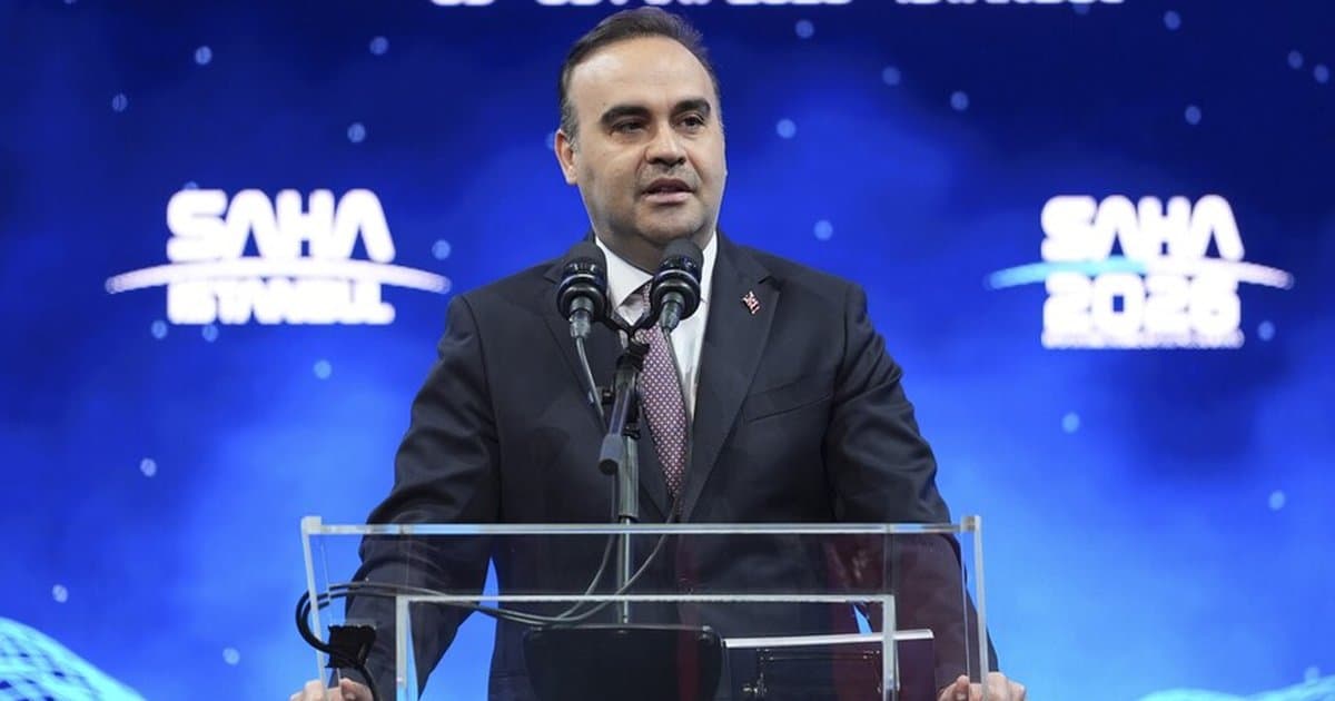 Bakan Kacır: Türkiye füze kabiliyetinde ilk ülke