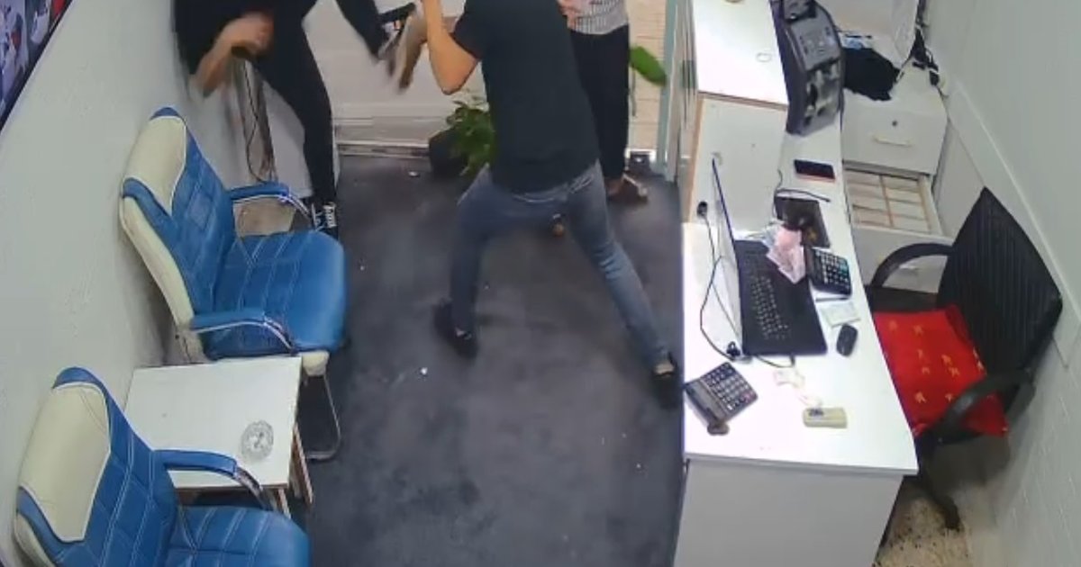 Reyhanlı'da döviz bürosuna silahlı saldırı