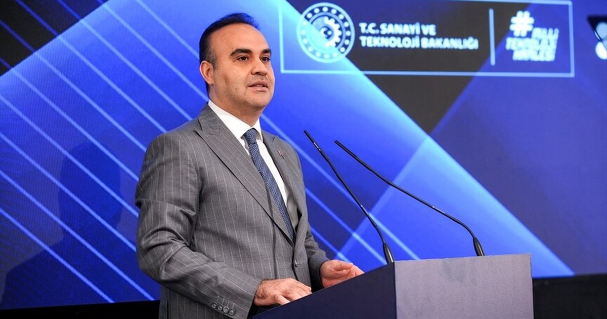Bakan Kacır: İmalat sanayi katma değerini 23 yılda 41 milyar dolardan 246 milyar dolara taşıdık
