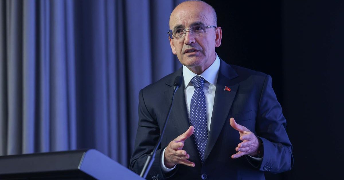 Bakan Şimşek: Türkiye'ye Yatırım Yapın