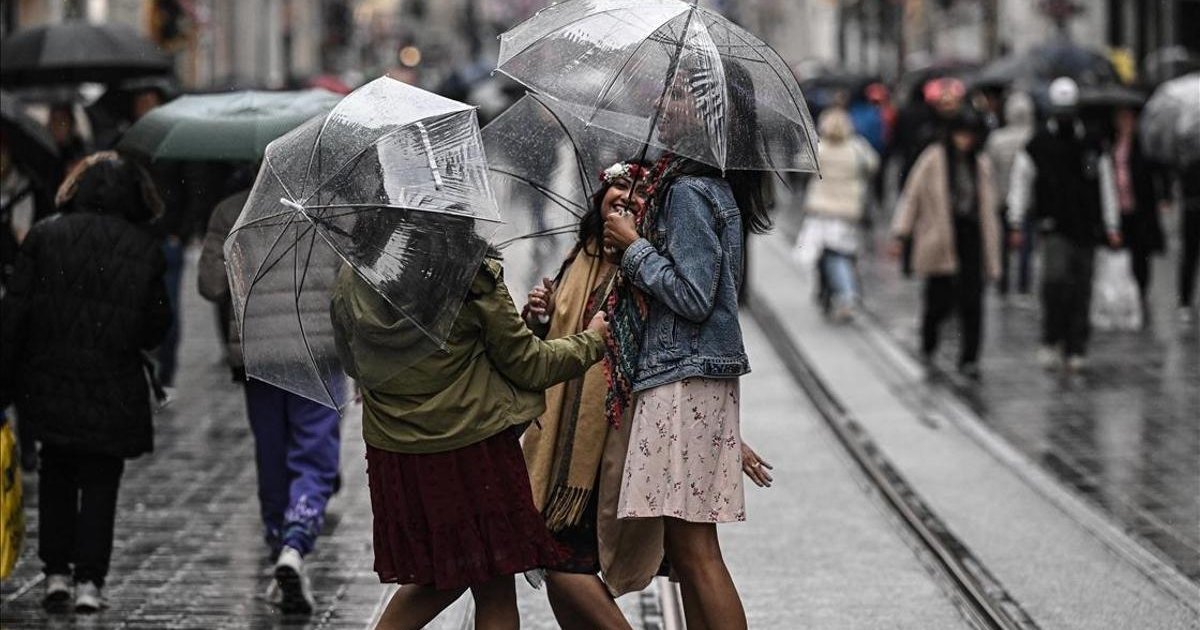 İstanbul'a hafta sonu yağış geliyor