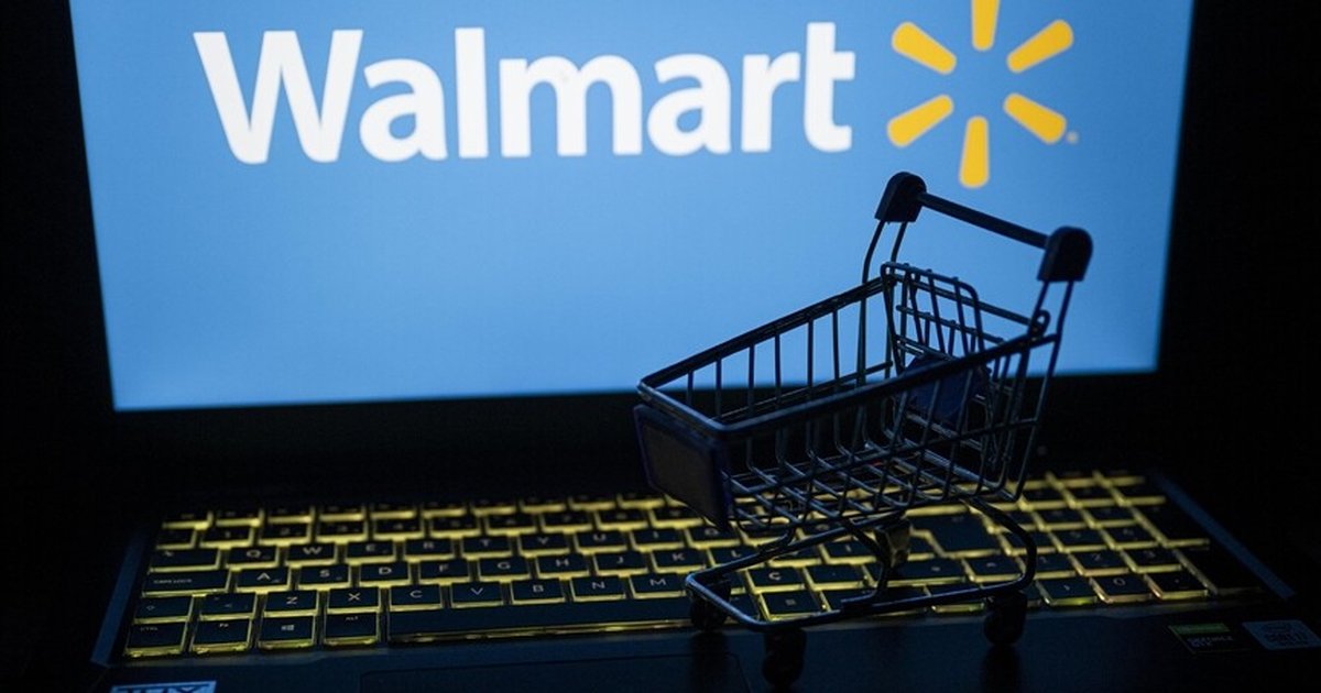 Trump, Walmart'ın fiyatlarında indirimi açıkladı