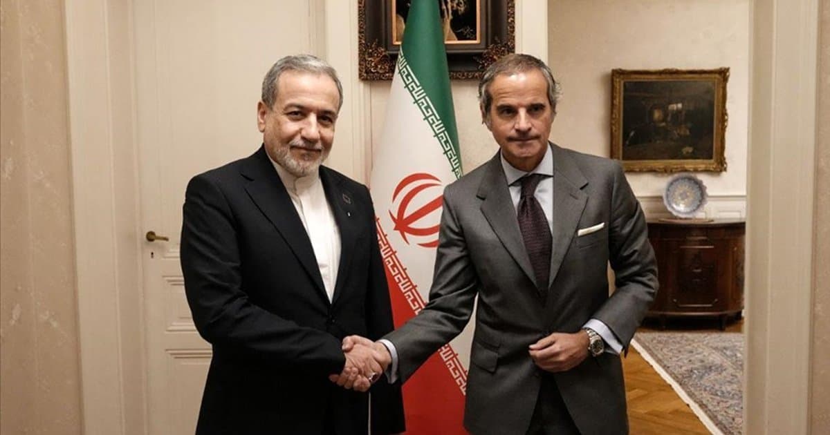 İran Dışişleri Bakanı Erakçi, Grossi ile görüştü