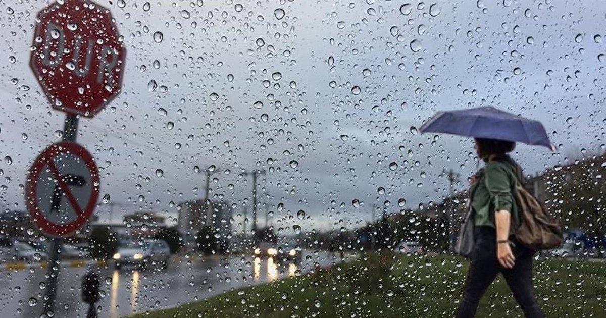 İstanbul'da sağanak yağış ve sis: Ulaşımda aksamalar