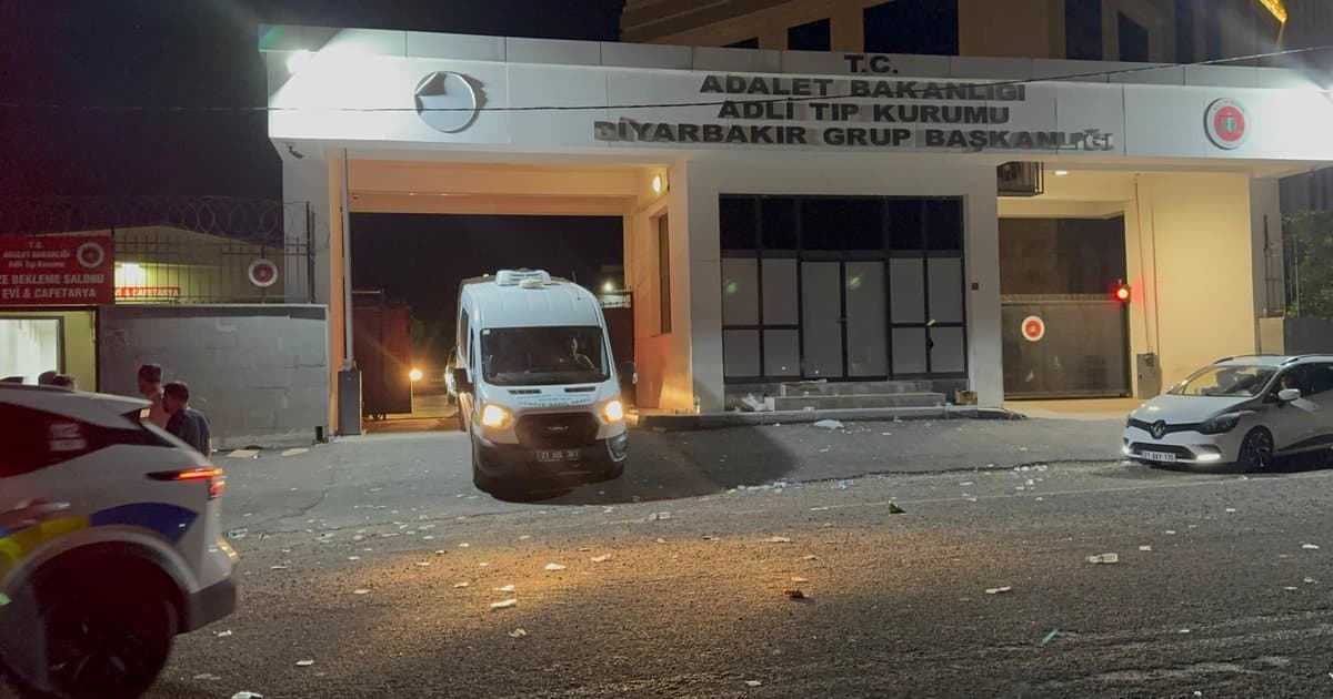 Diyarbakır'da başsız ceset bulundu