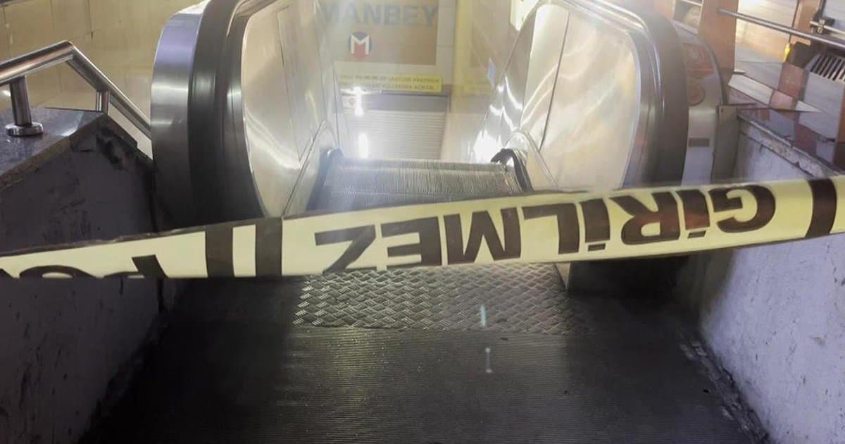 Metro istasyonunda feci ölüm! Raylara düşüp can verdi