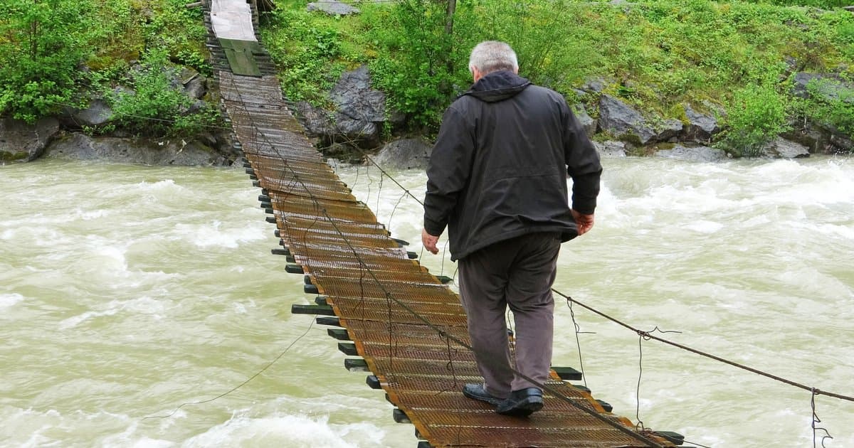 Giresun'da köprüler can güvenliğini tehdit ediyor