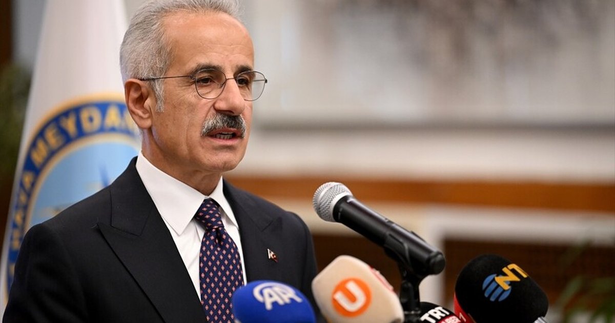 Uraloğlu: 2025'te 247 milyon yolcu ile rekor kırdık