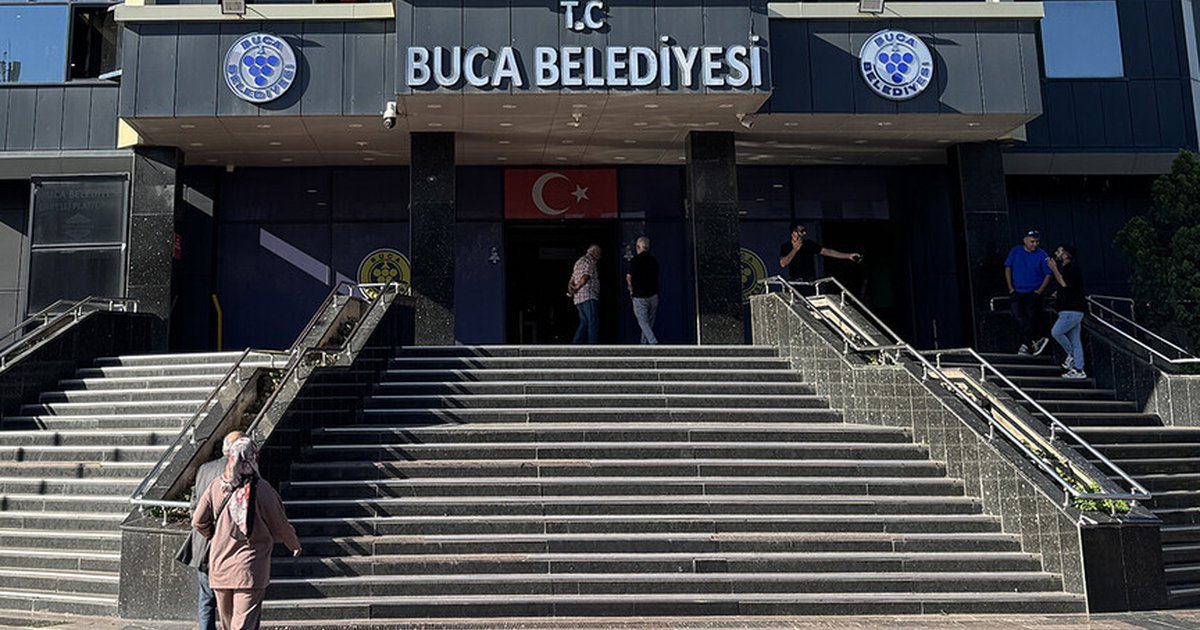 Buca Belediyesi'ne yönelik soruşturmada 42 tutuklama