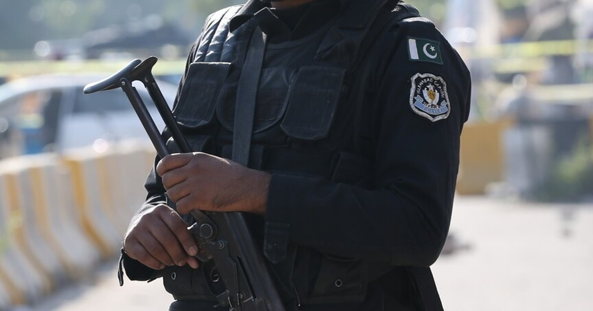 Pakistan'da otobüs kazası: 40 ölü