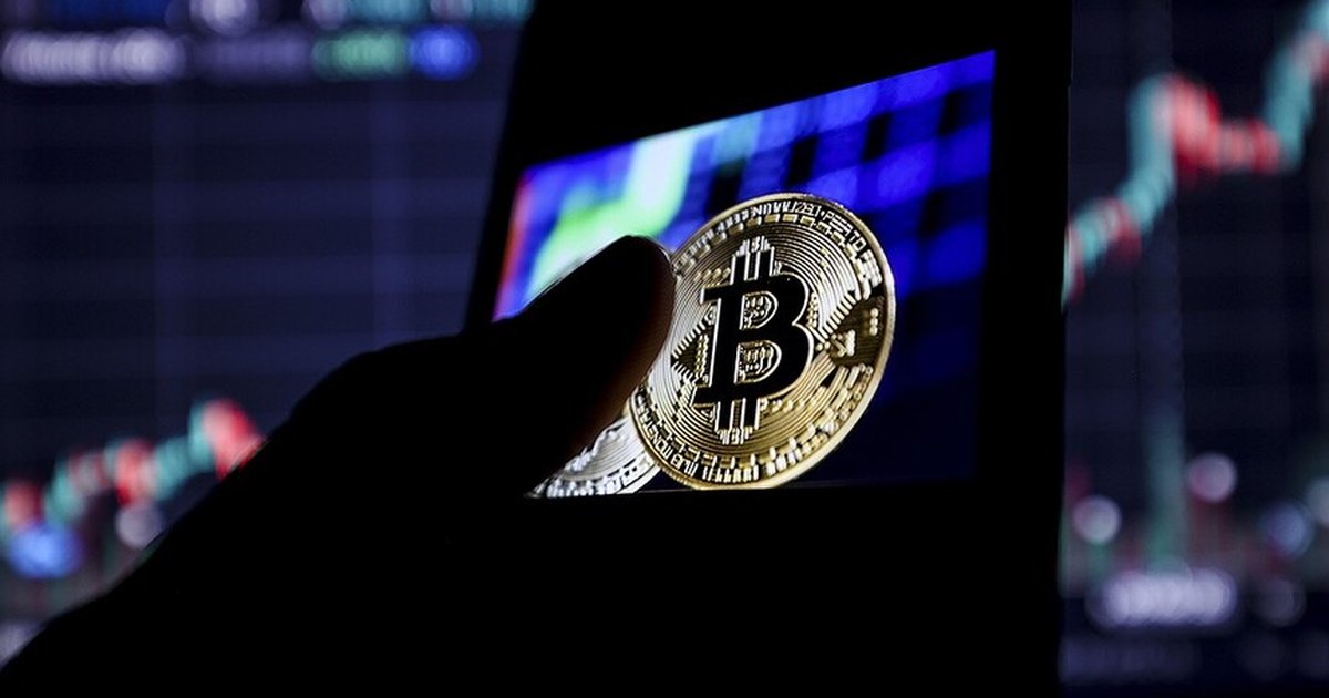Bitcoin 2 ayın en düşük seviyesine geriledi