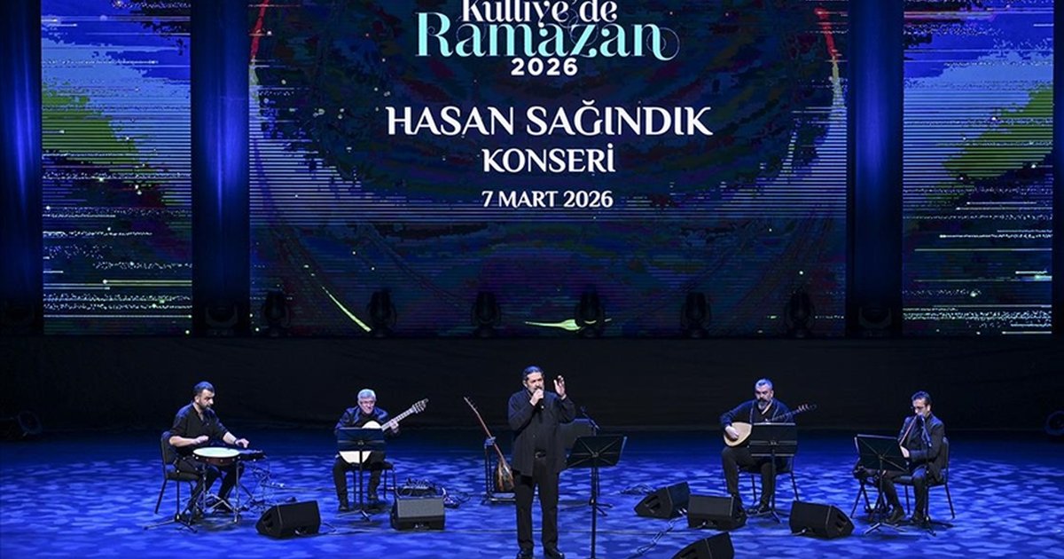 Hasan Sağındık Külliye'de Ramazan konseri verdi