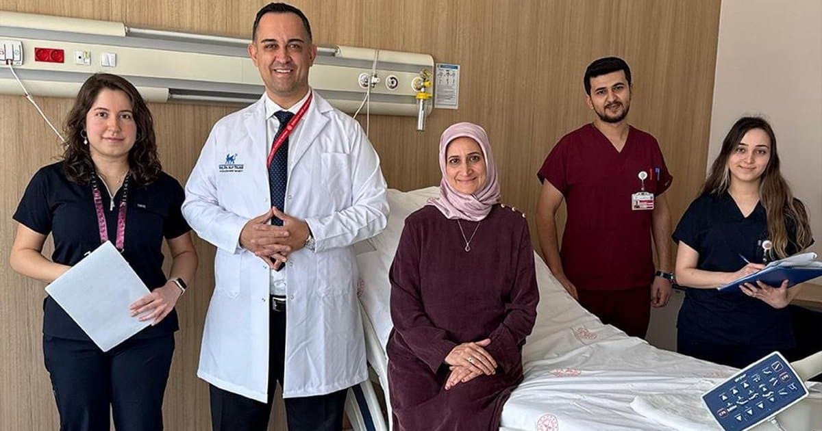 30 santimlik tümörden kurtuldu