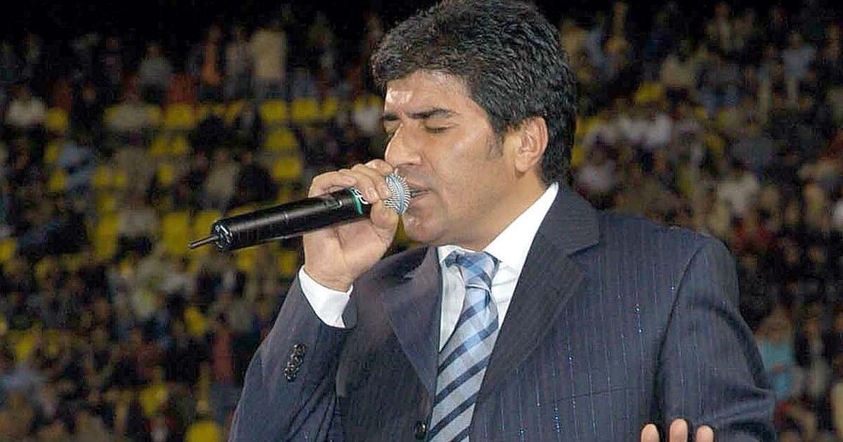 İbrahim Erkal: Unutulmaz Şarkılara İmza Atan Sanatçı