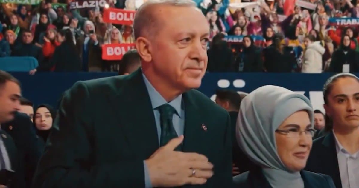 AK Parti, Cumhurbaşkanı Erdoğan'ın doğum günü için şarkı hazırladı