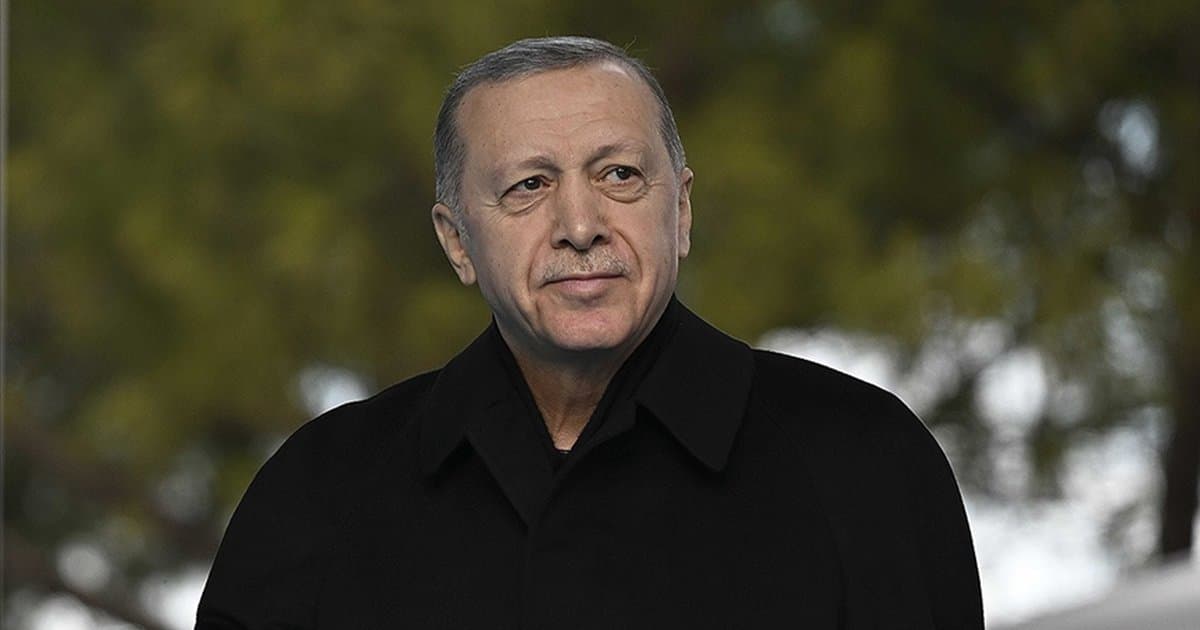 Cumhurbaşkanı Erdoğan'dan Galatasaray'a tebrik