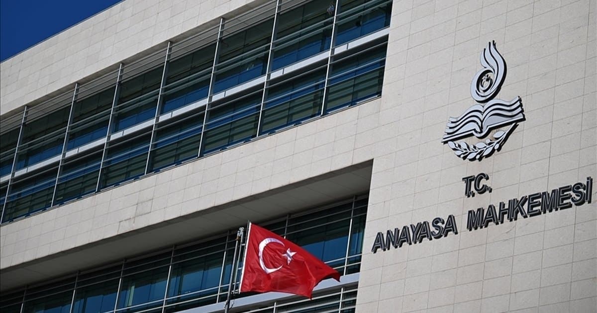 AYM'den Adalet Partisi amblemine iptal kararı