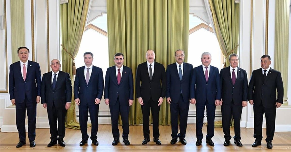 Aliyev: TDT'nin konumunu güçlendirmeliyiz