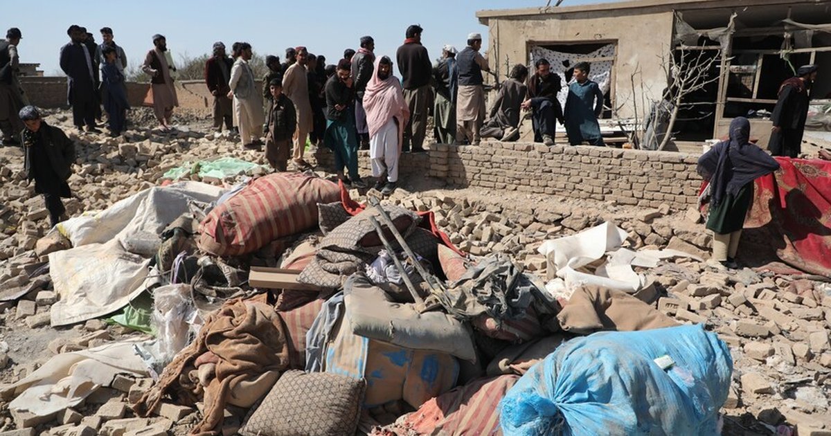Pakistan ve Afganistan Çin'in arabuluculuğunda görüşüyor