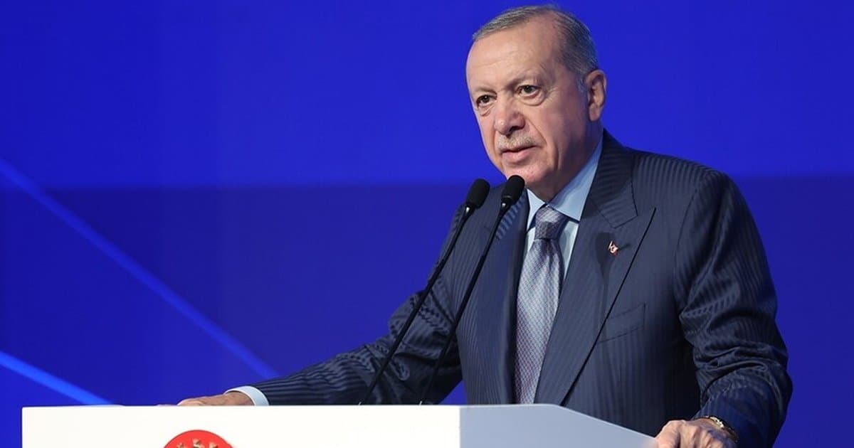 Cumhurbaşkanı Erdoğan Haliç'te konuşuyor