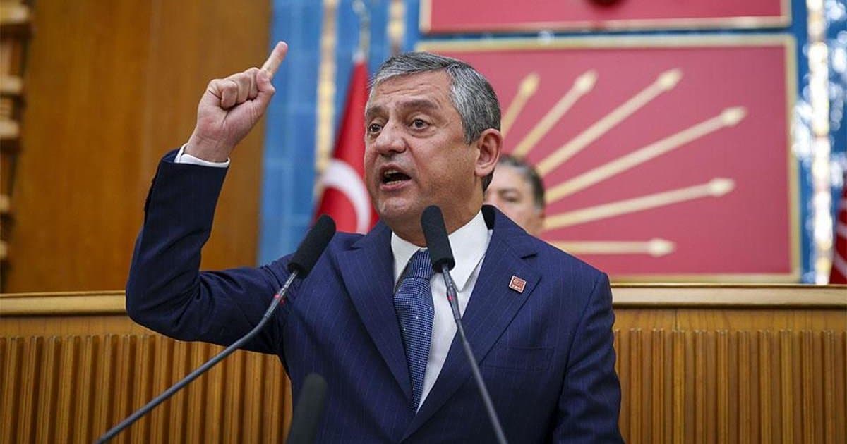 Özgür Özel'den Örgüte Sert Uyarı: 'Sahaya Çıkın, Gruba Gelmeyin'