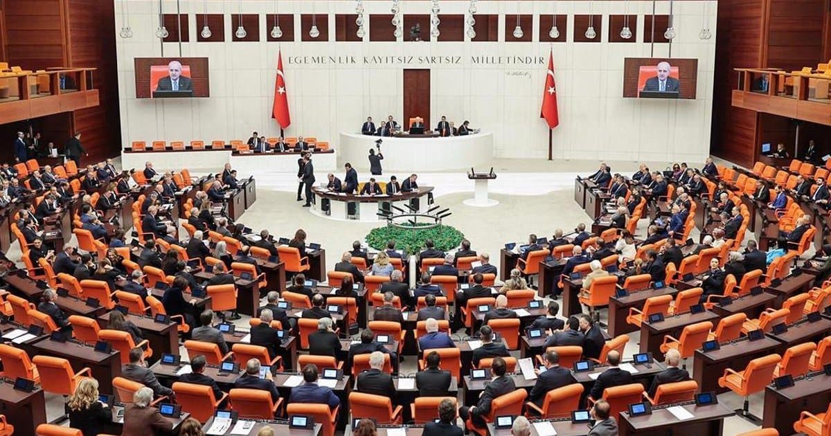 Fahiş site aidatlarına düzenleme: 6 madde Meclis'te kabul edildi