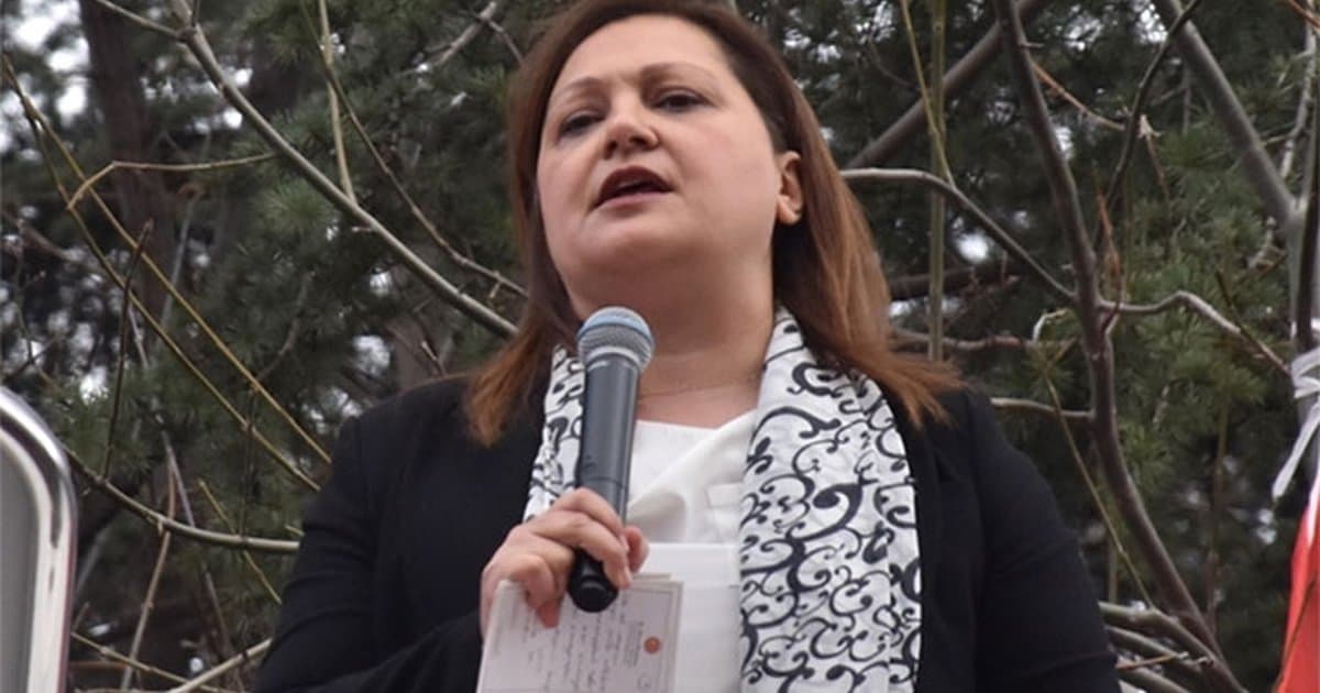 Burcu Köksal'ın AK Parti'ye geçiş iddiası