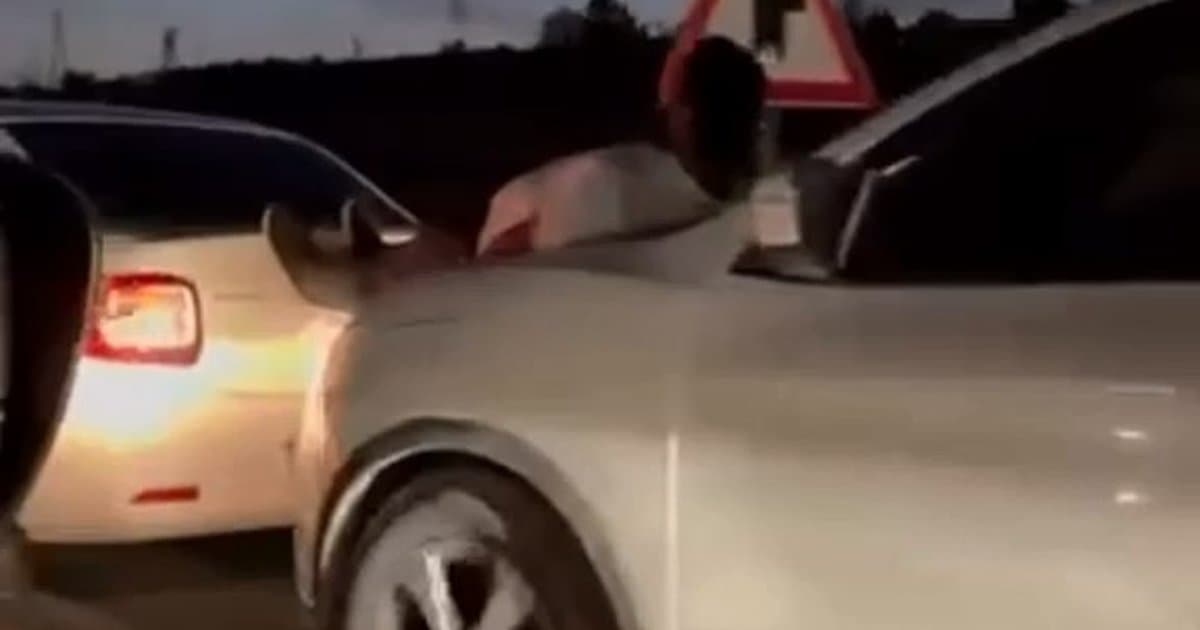Bursa'da aracı halatla çekme girişimi fiyaskoya uğradı