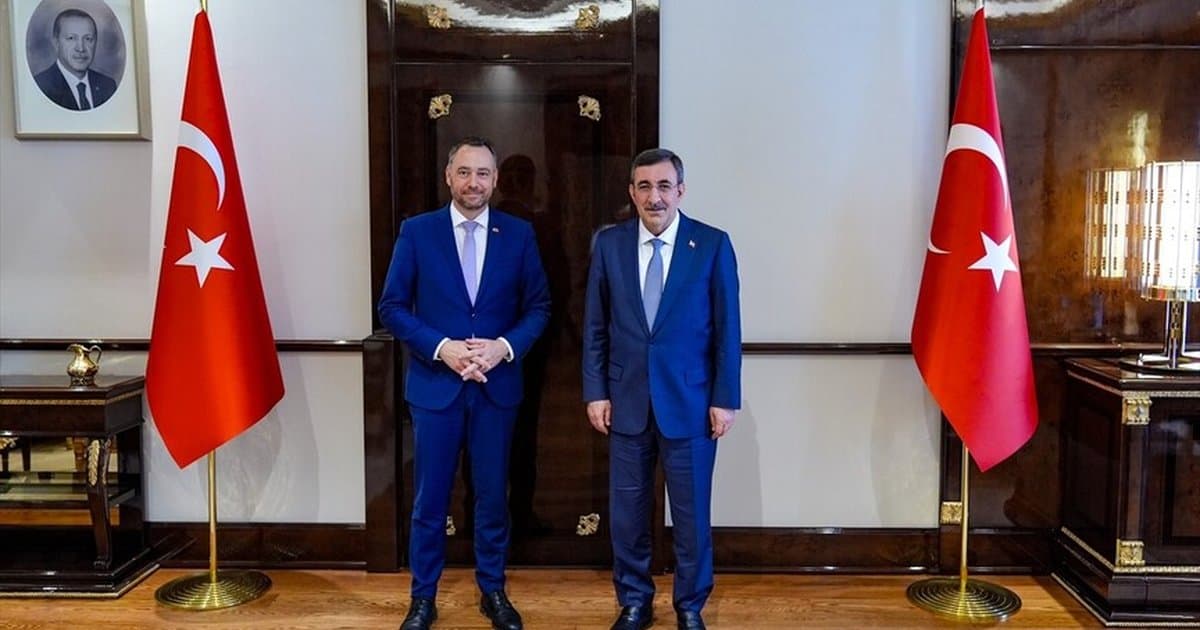 Cumhurbaşkanı Yardımcısı Yılmaz, Belçika Başbakan Yardımcısı ile görüştü