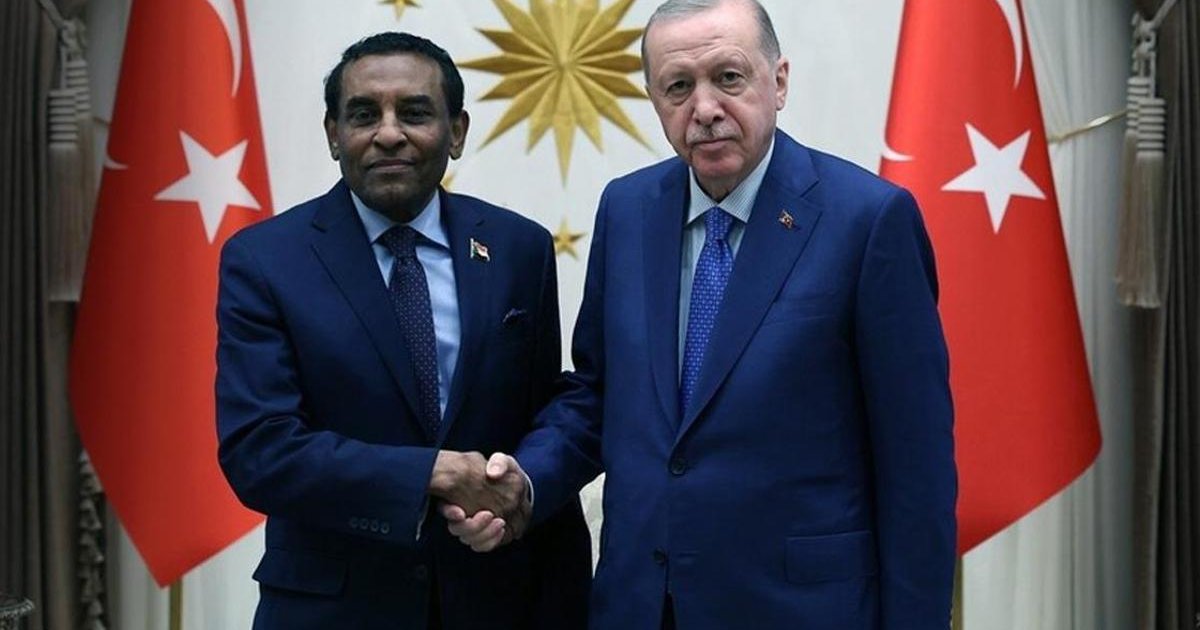 Cumhurbaşkanı Erdoğan, Sudan Başbakanı Kamil İdris'i Kabul Etti