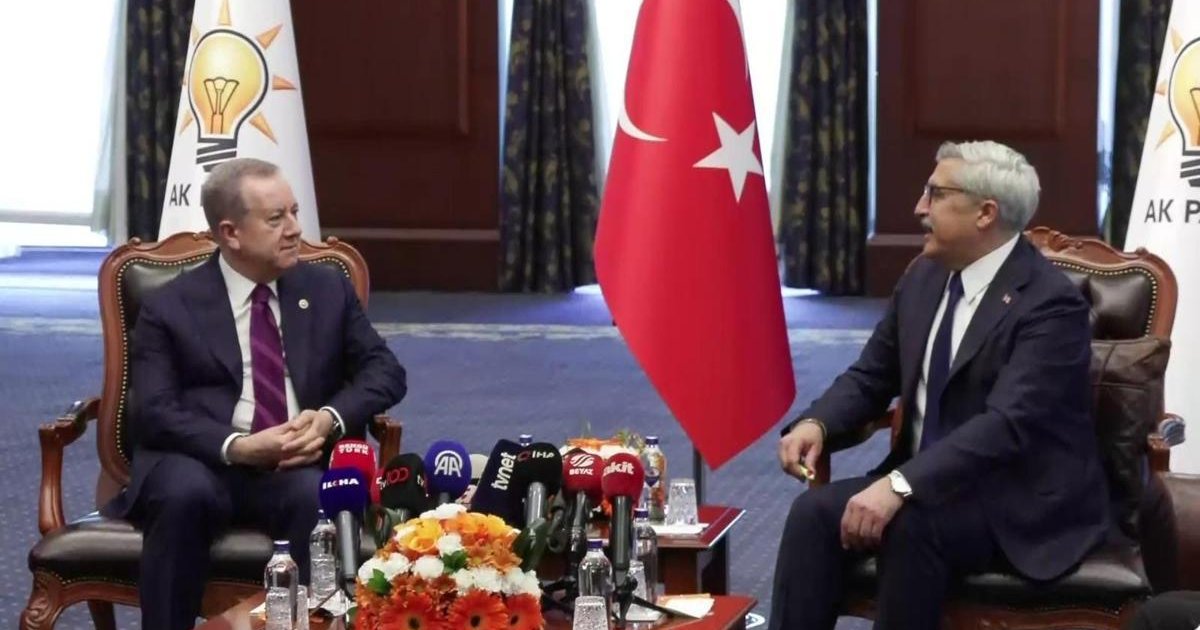 AK Parti ve MHP heyetleri bayramlaştı