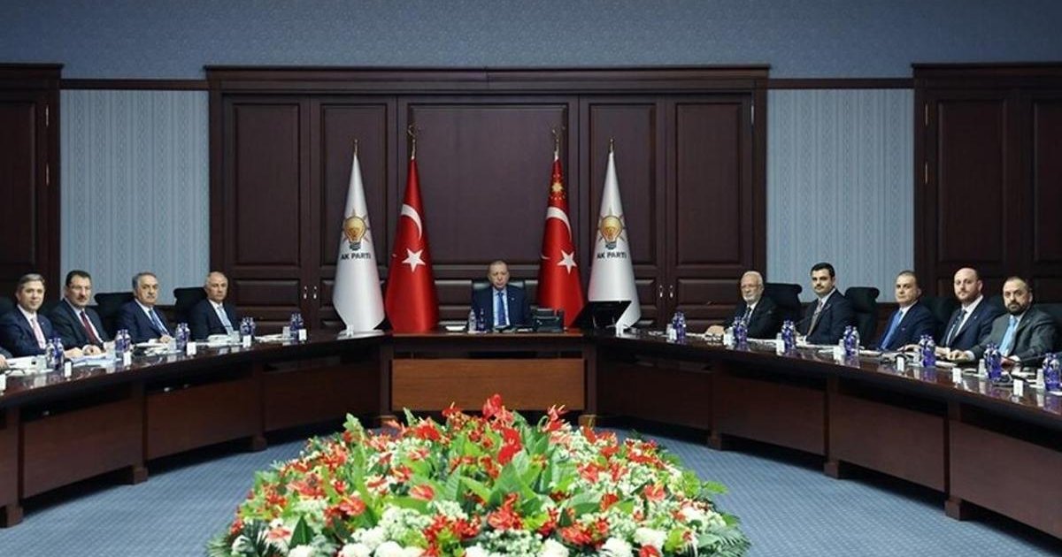AK Parti MYK toplantısı sona erdi