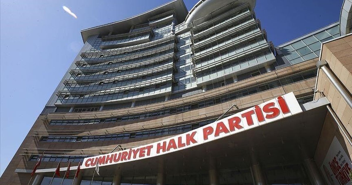 CHP'li vekillerin grup başkanvekili ünvanları TBMM'den kaldırıldı