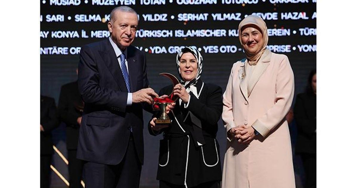 Türk Kızılay Ödülleri sahiplerini buldu